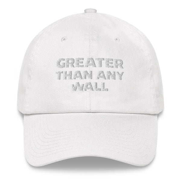 Gorra Letras Blancas Greater Than Any Wall